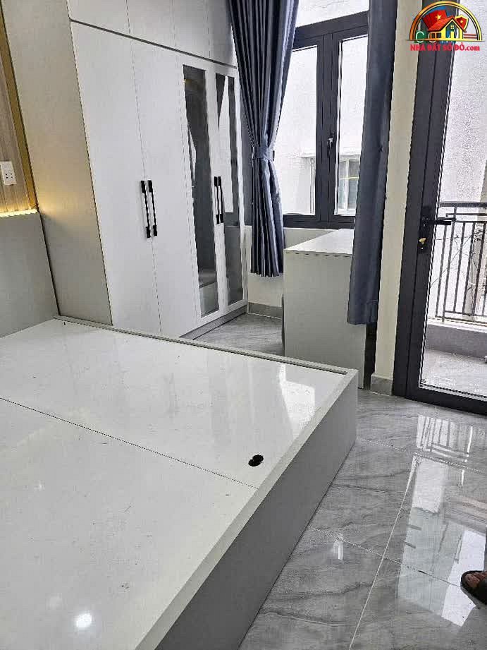 Bán nhà mặt phố Trần Xuân Soạn, quận 7, 3.03 tỷ, 63 m²