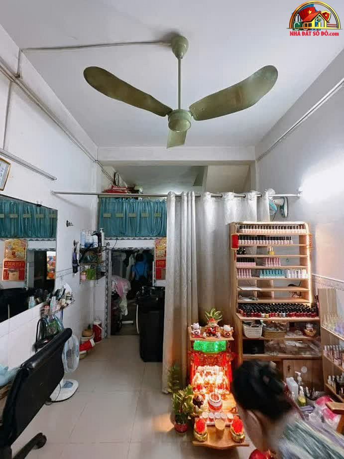 Nhà đất sổ đỏ Quận 4 TP.HCM, 63m², 4.15 tỷ, Sát mặt tiền Hoàng Diệu