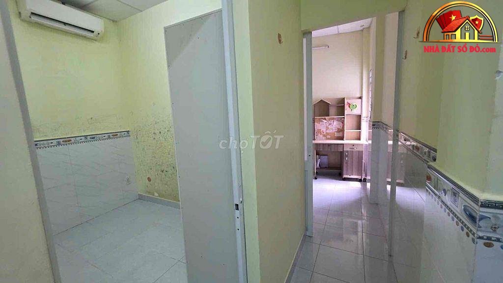 Nhà đất sổ đỏ TP.HCM – Bán nhà riêng Lạc Long Quân Tân Bình giá 2.9 tỷ