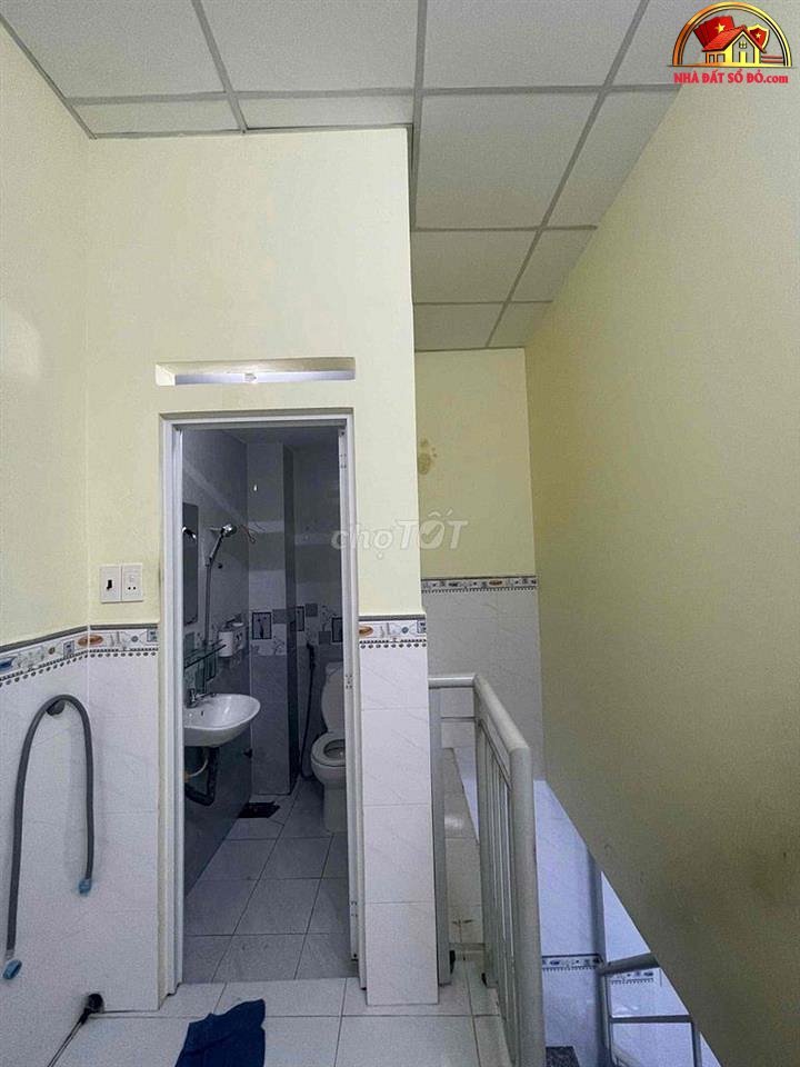 Nhà đất sổ đỏ TP.HCM – Bán nhà riêng Lạc Long Quân Tân Bình giá 2.9 tỷ