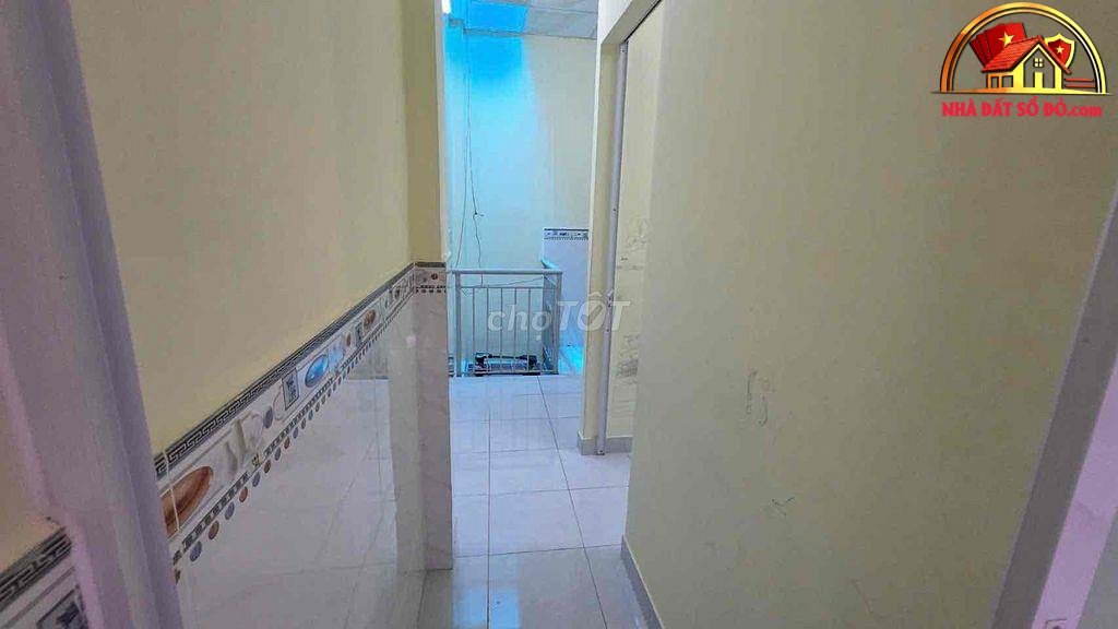 Nhà đất sổ đỏ TP.HCM – Bán nhà riêng Lạc Long Quân Tân Bình giá 2.9 tỷ