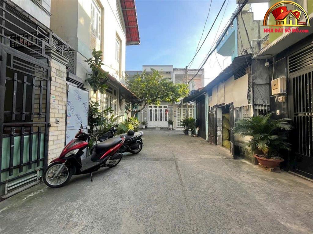 Nhà đất sổ đỏ Bình Tân với giá 4.45 tỷ, diện tích 40m2