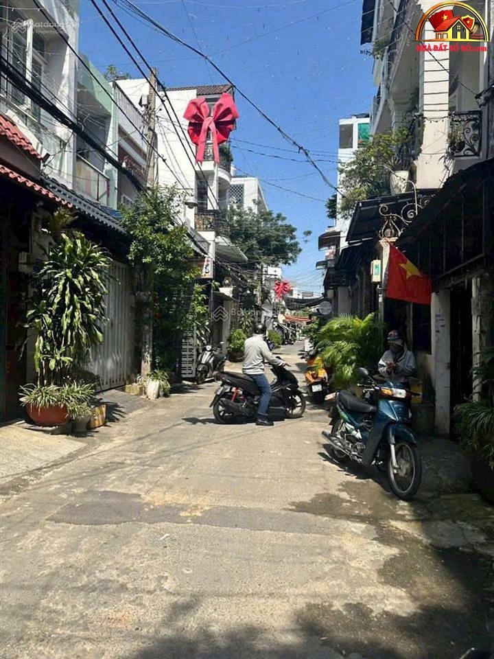 Nhà đất sổ đỏ Bình Tân với giá 4.45 tỷ, diện tích 40m2