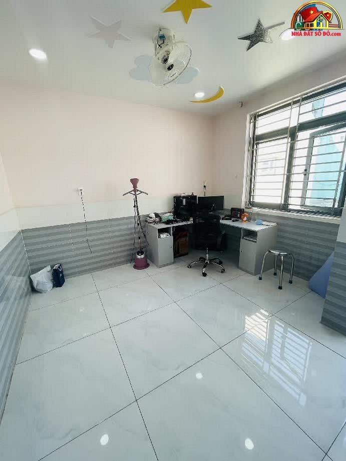 Nhà đất sổ đỏ Tân Phú Hồ Chí Minh – Bán nhà riêng 4 phòng ngủ 68m2 giá 8,2 tỷ