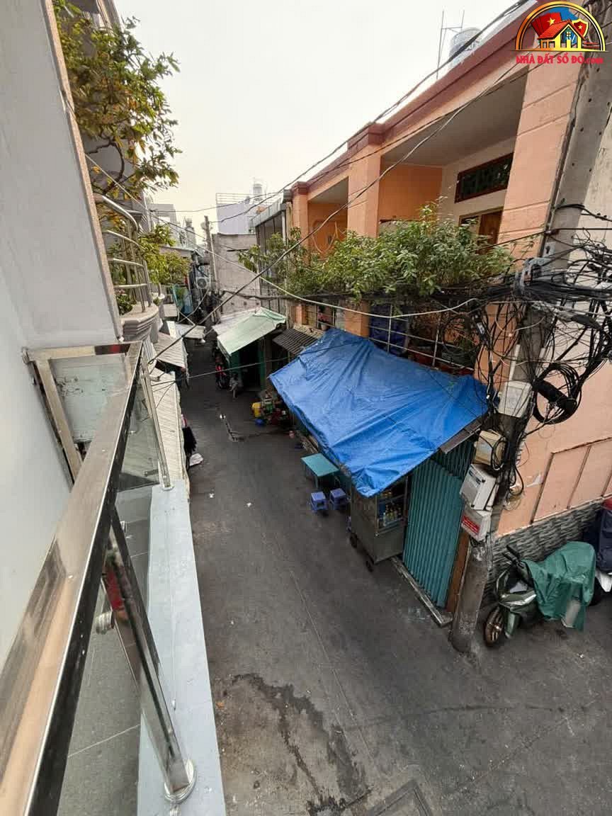 Bán nhà đất sổ đỏ Quận 4, Hồ Chí Minh – Nhà mới có sổ hồng riêng