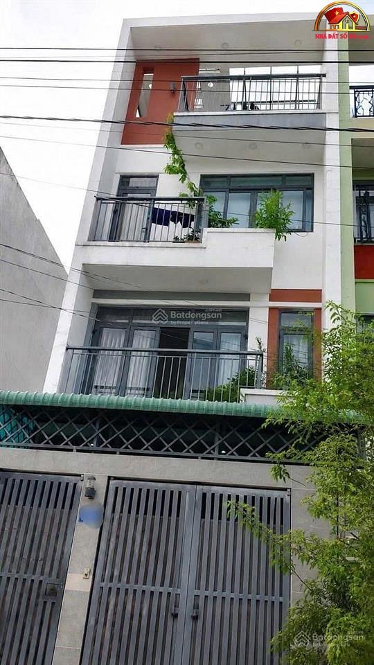 Nhà đất sổ đỏ cần bán gấp tại Lê Đại Hành, Quận 11