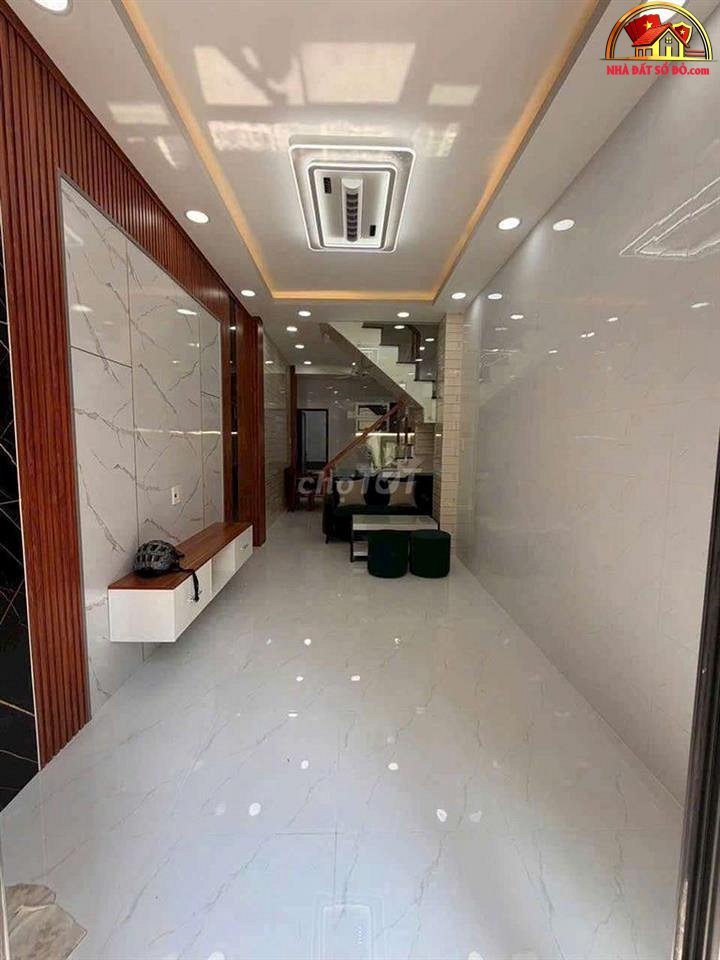 Nhà đất sổ đỏ Quận 6 TP.HCM giá 4.5 tỷ diện tích 28m2
