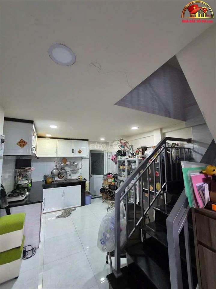 Bất động sản sổ đỏ giá tốt tại Lò Gốm, Quận 6, TP.HCM