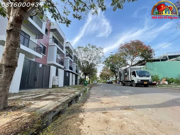 Bán đất sổ đỏ Nhà Bè Hồ Chí Minh 140m2 giá 7.98 tỷ