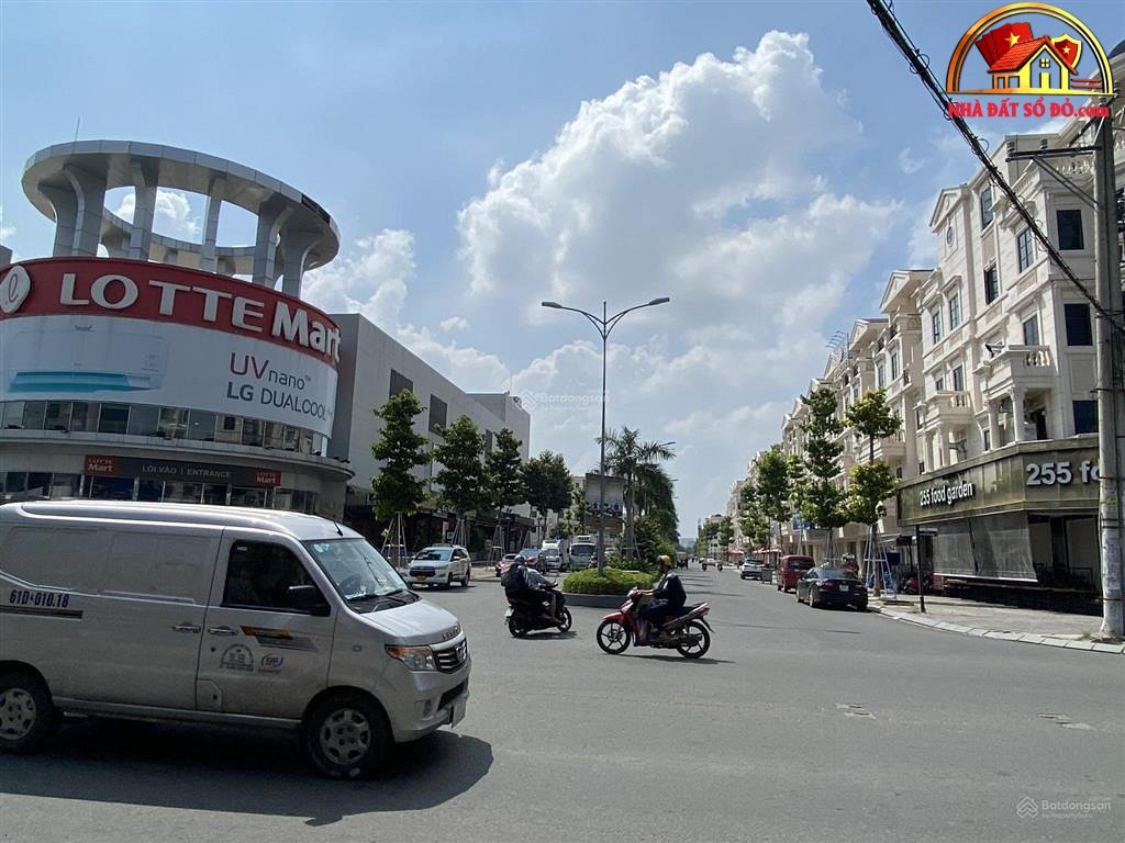 Nhà đất sổ đỏ góc 2 mặt tiền CityLand Park Hills Gò Vấp