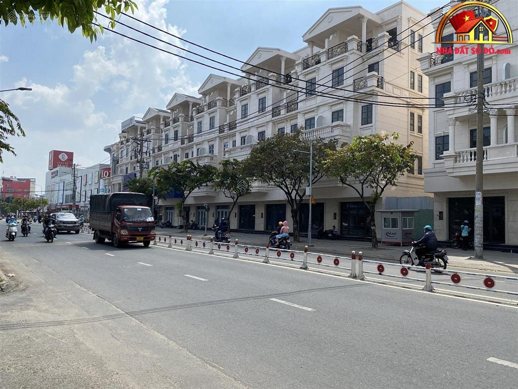 Nhà đất sổ đỏ góc 2 mặt tiền CityLand Park Hills Gò Vấp