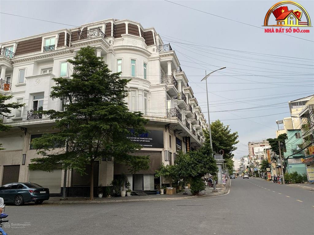 Nhà đất sổ đỏ góc 2 mặt tiền CityLand Park Hills Gò Vấp