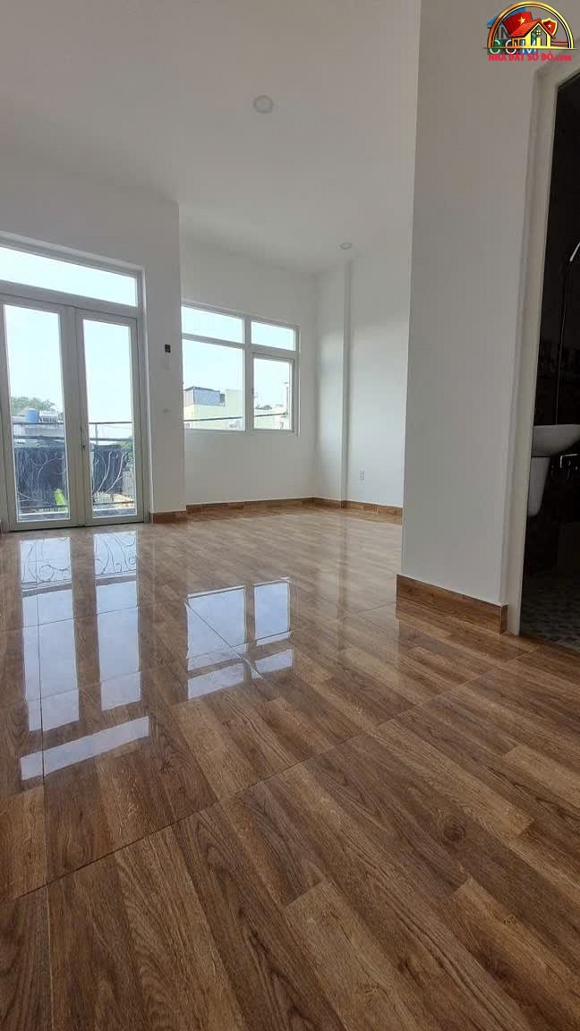 Nhà đất sổ đỏ Quận 12 Hồ Chí Minh – Bán nhà hẻm xe hơi giá 5.5 tỷ
