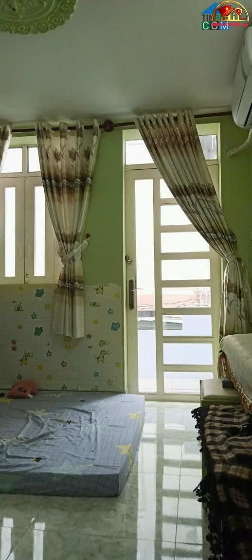 Bán nhà đất sổ đỏ Gò Vấp 33m² giá 4.5 tỷ – Bán nhà trong ngõ, hẻm Quận Gò Vấp – TP Hồ Chí Minh giá 3 – 5 tỷ