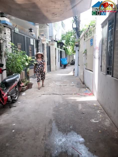 Bán nhà riêng sổ đỏ Quận 8 giá chỉ 4.4 tỷ diện tích 74m²