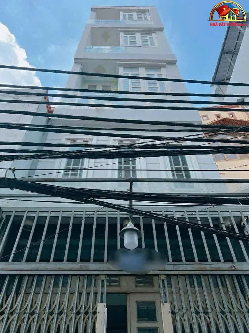 Bán nhà mặt phố Đoàn Văn Bơ Quận 4 Hồ Chí Minh giá 4.4 tỷ diện tích 120m²