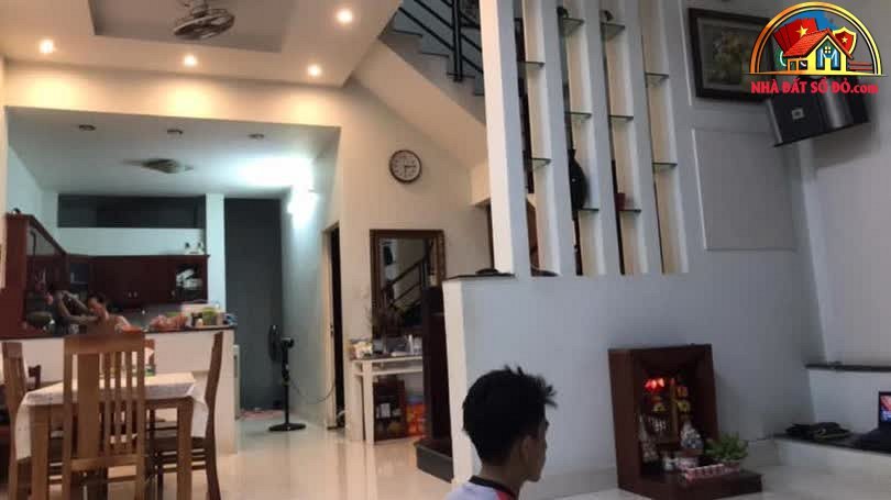 Nhà đất sổ đỏ Nhà Bè 6 tỷ 127m² gần đường Lê Văn Lương