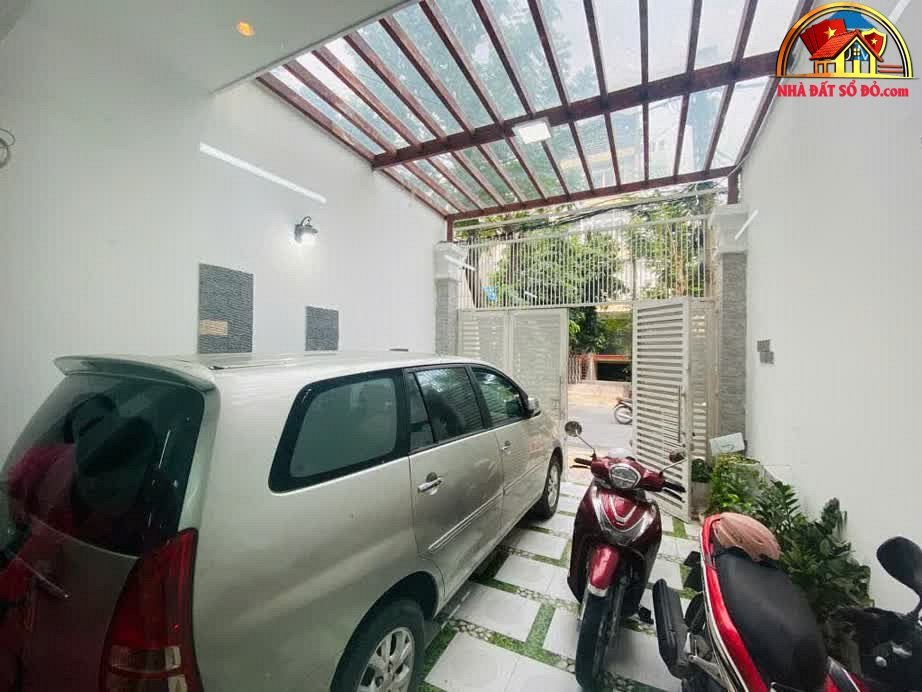 Nhà đất sổ đỏ Quận 7 TP.HCM bán nhà mặt phố 96m² chỉ 14.5 tỷ