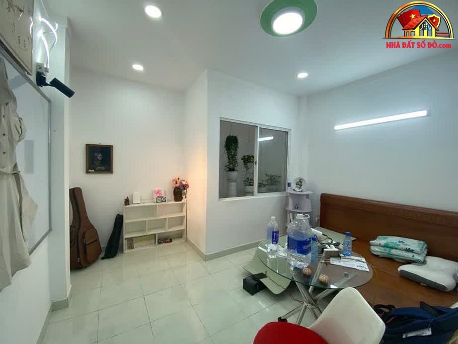 Nhà đất sổ đỏ Quận 7 TP.HCM bán nhà mặt phố 96m² chỉ 14.5 tỷ