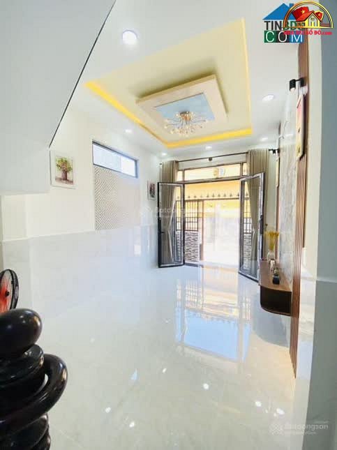 Nhà đất sổ đỏ Quận 8 4 phòng ngủ giá 4.58 tỷ