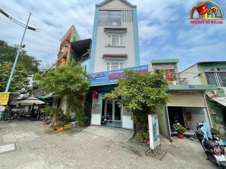 Bán nhà đất sổ đỏ Quận 7 Hồ Chí Minh, diện tích 30m2, giá 1.8 tỷ