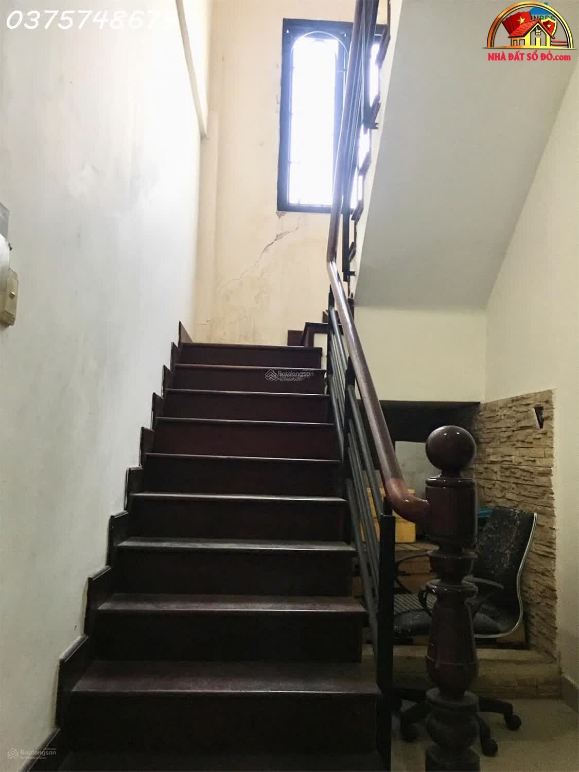 Bán nhà đất sổ đỏ Quận 2 TP.HCM, 8 phòng ngủ, 244m² giá 17.8 tỷ