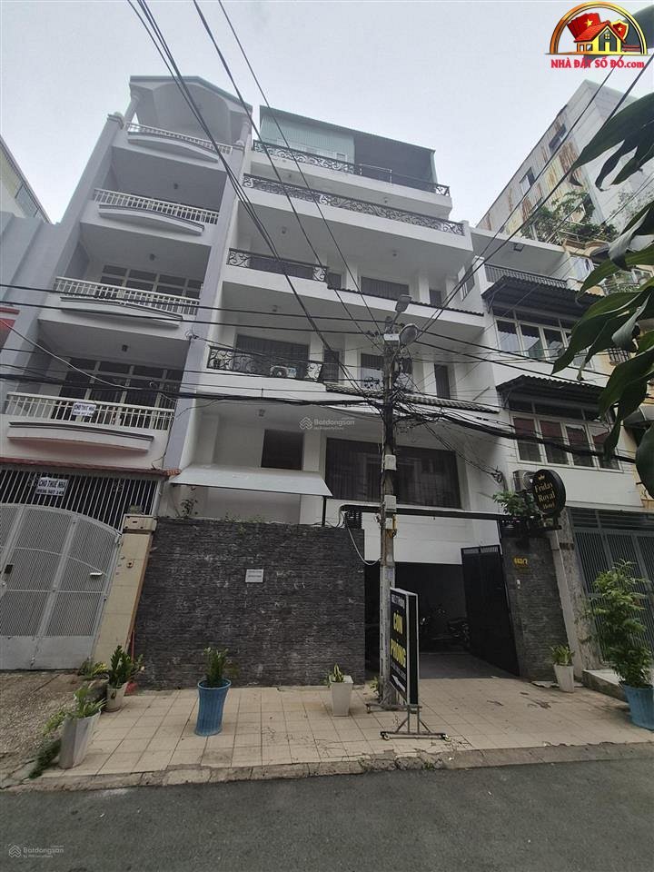 Nhà đất sổ đỏ Quận 10 TP.HCM giá 35 tỷ hẻm xe hơi 120m2