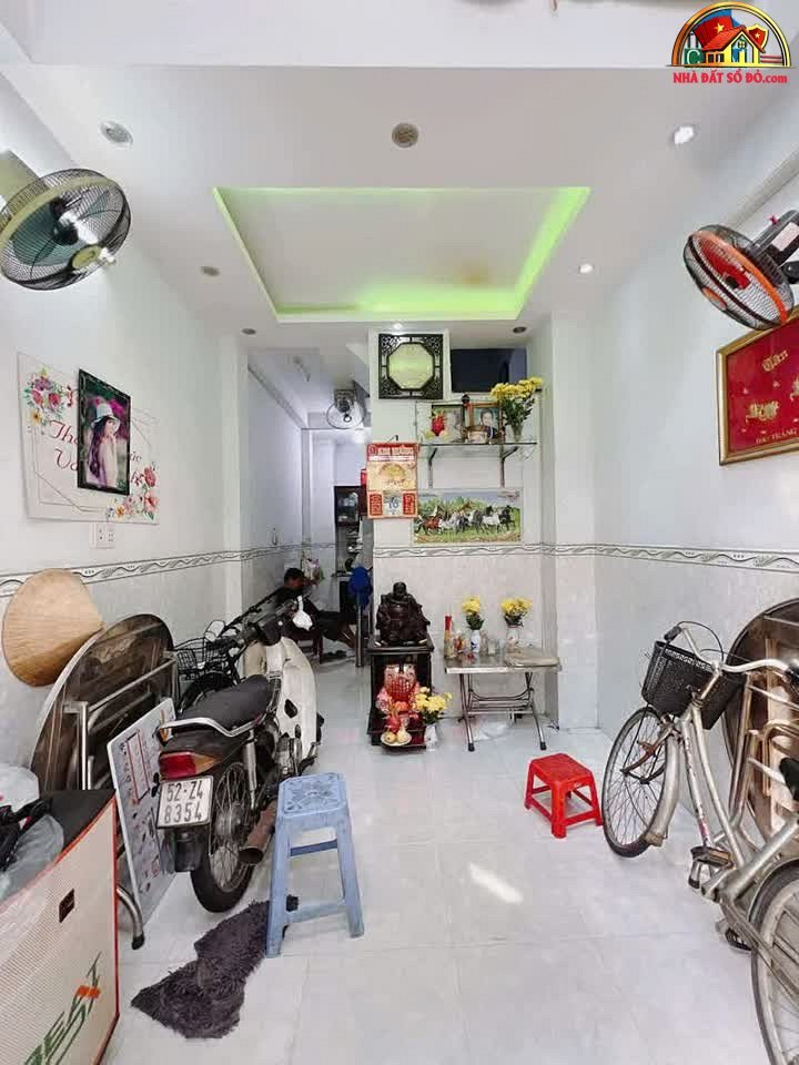 Bán nhà mặt phố sổ đỏ Quận 4 Hồ Chí Minh diện tích 120m² giá 4.43 tỷ