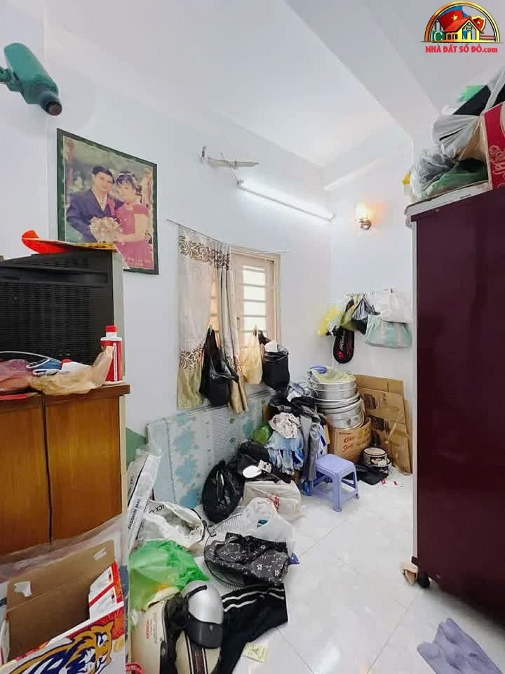Bán nhà mặt phố sổ đỏ Quận 4 Hồ Chí Minh diện tích 120m² giá 4.43 tỷ