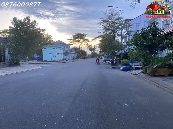 Bán nhà mặt phố 2MT KDC Lập Phúc Nhà Bè 177m² giá 11 tỷ