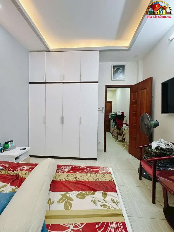 Nhà đất sổ đỏ Quận 4 Hồ Chí Minh, nhà mặt phố 170m² giá 5.88 tỷ