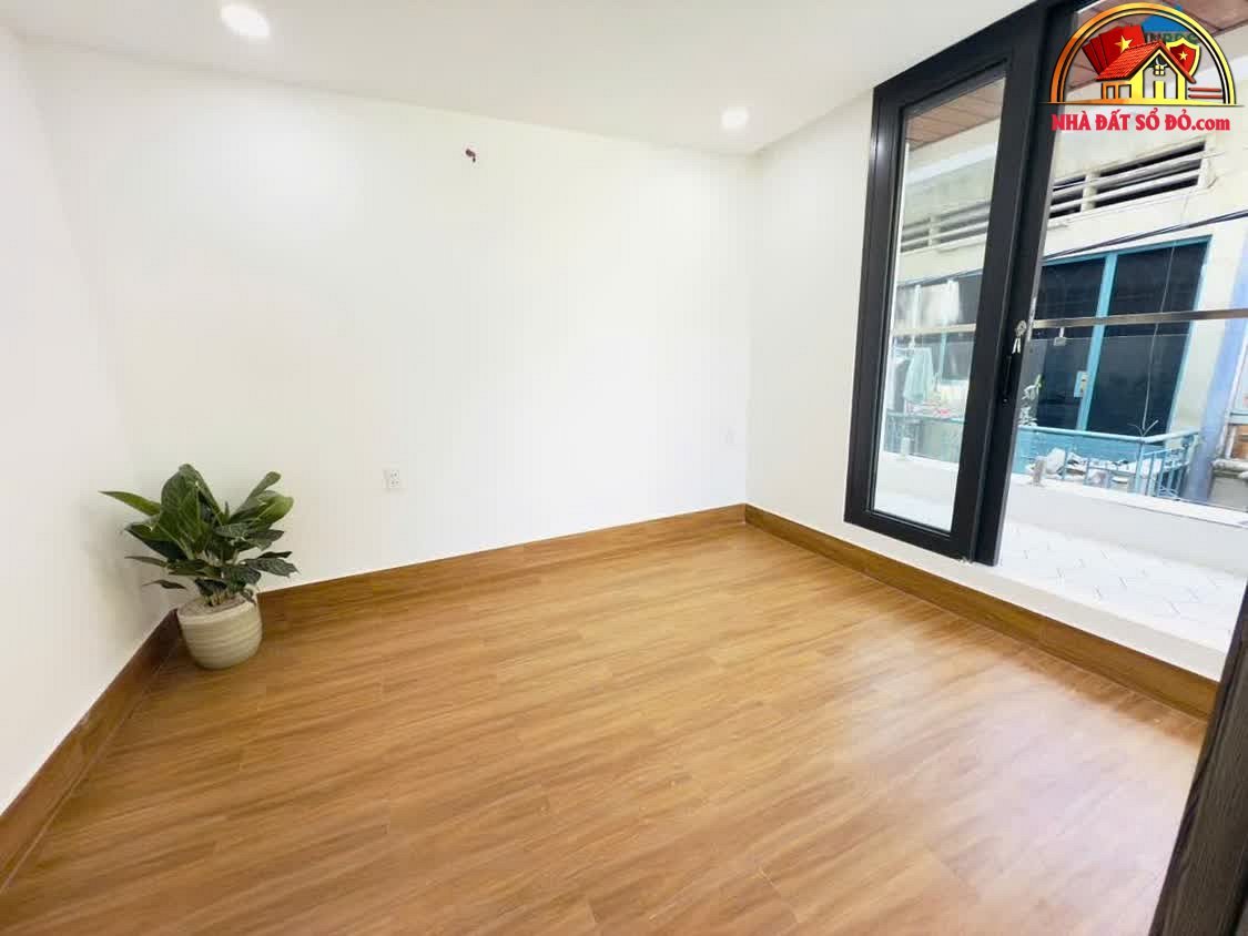 Bán nhà đất sổ đỏ Quận 8 Hồ Chí Minh, 4 tầng, giá 4.68 tỷ