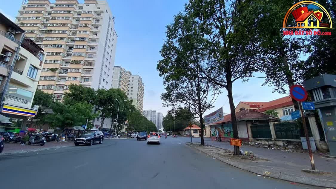 Nhà đất sổ đỏ mặt phố Vũ Tông Phan Quận 2 TP.HCM giá 75 tỷ