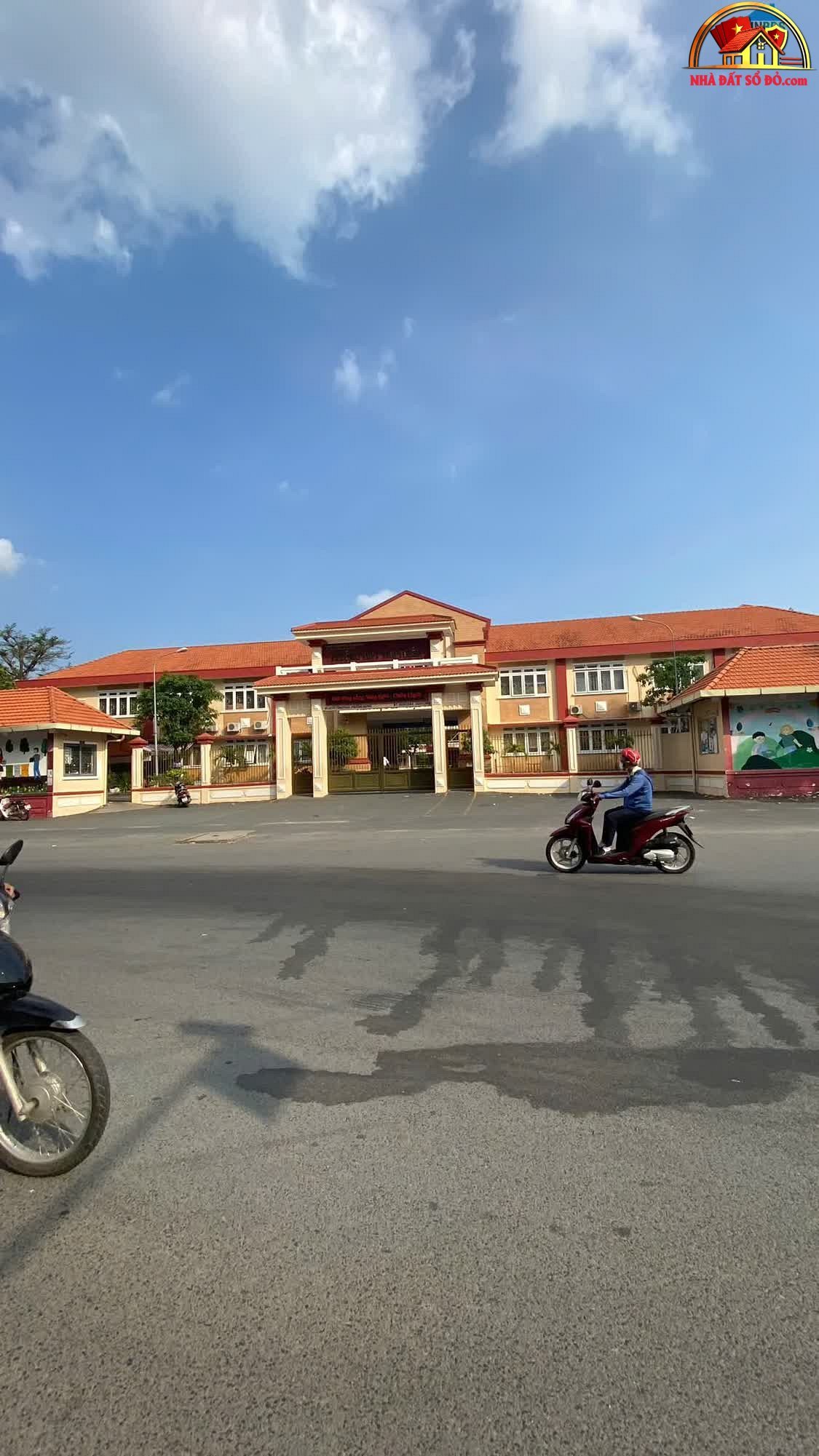 Nhà đất sổ đỏ mặt phố Vũ Tông Phan Quận 2 TP.HCM giá 75 tỷ