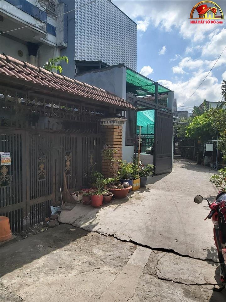 Nhà đất sổ đỏ TP.HCM – Bán nhà 150m2 tại Tỉnh lộ 10, P. Tân Tạo