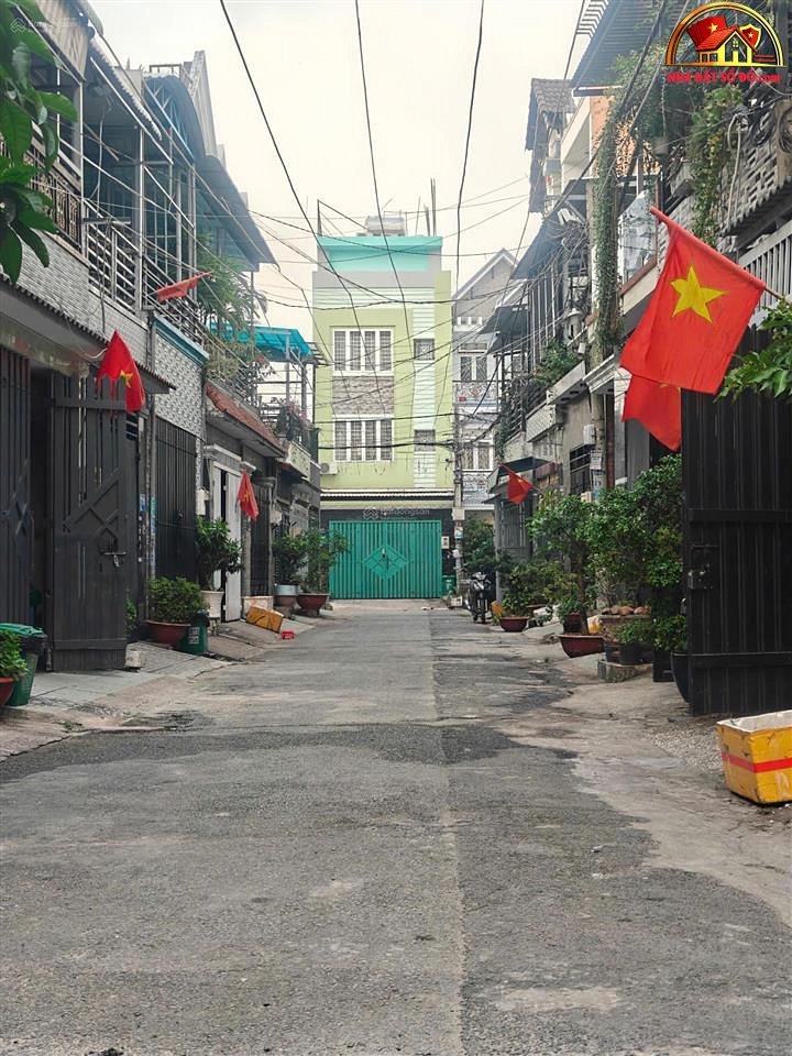 Bán nhà đất sổ đỏ hẻm 7m đường Trần Thị Năm Quận 12 giá 8.1 tỷ