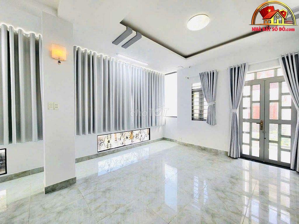 Nhà đất sổ đỏ quận 6 TP.HCM, 3 mặt tiền, 73m2, 10.2 tỷ