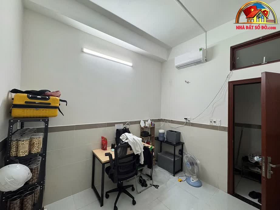 Bán nhà đất sổ đỏ Quận 8, Hồ Chí Minh mặt tiền kinh doanh chỉ 11 tỷ