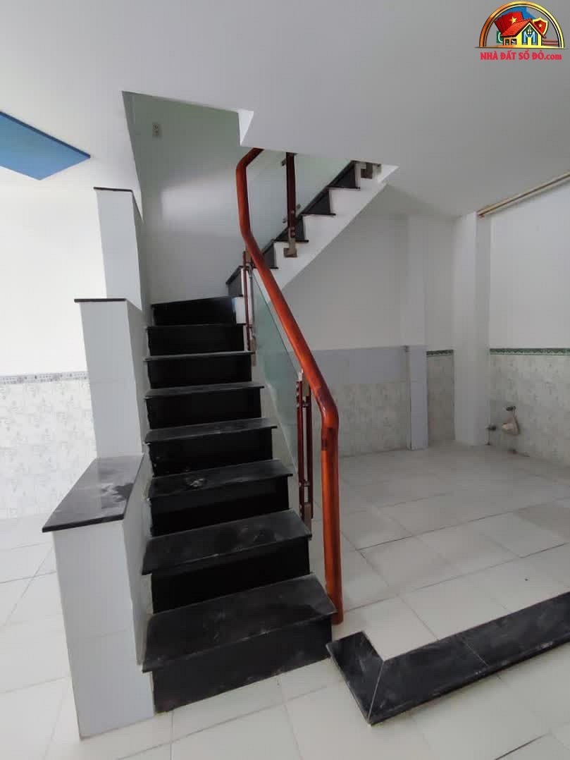 Nhà đất sổ đỏ TP.HCM hẻm 1982 Huỳnh Tấn Phát, Nhà Bè giá rẻ