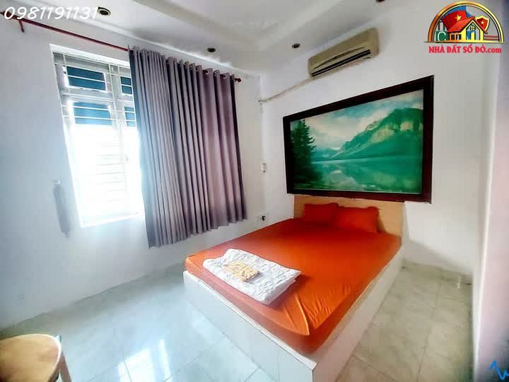 Nhà đất sổ đỏ Nhà Bè TP.HCM – Biệt thự Lê Văn Lương 200m² giá 15 tỷ