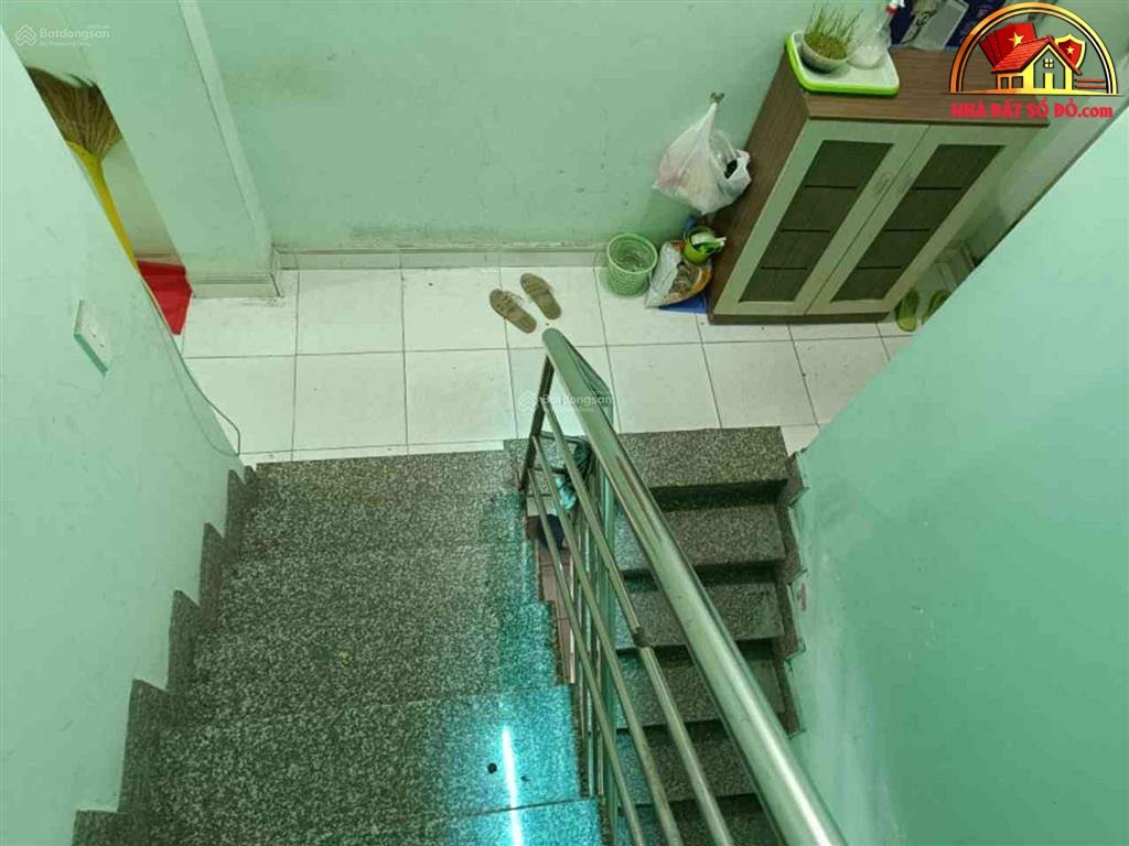 Nhà đất sổ đỏ Quận 10 TP.HCM với mức giá 13 tỷ và dòng tiền thuê ổn định