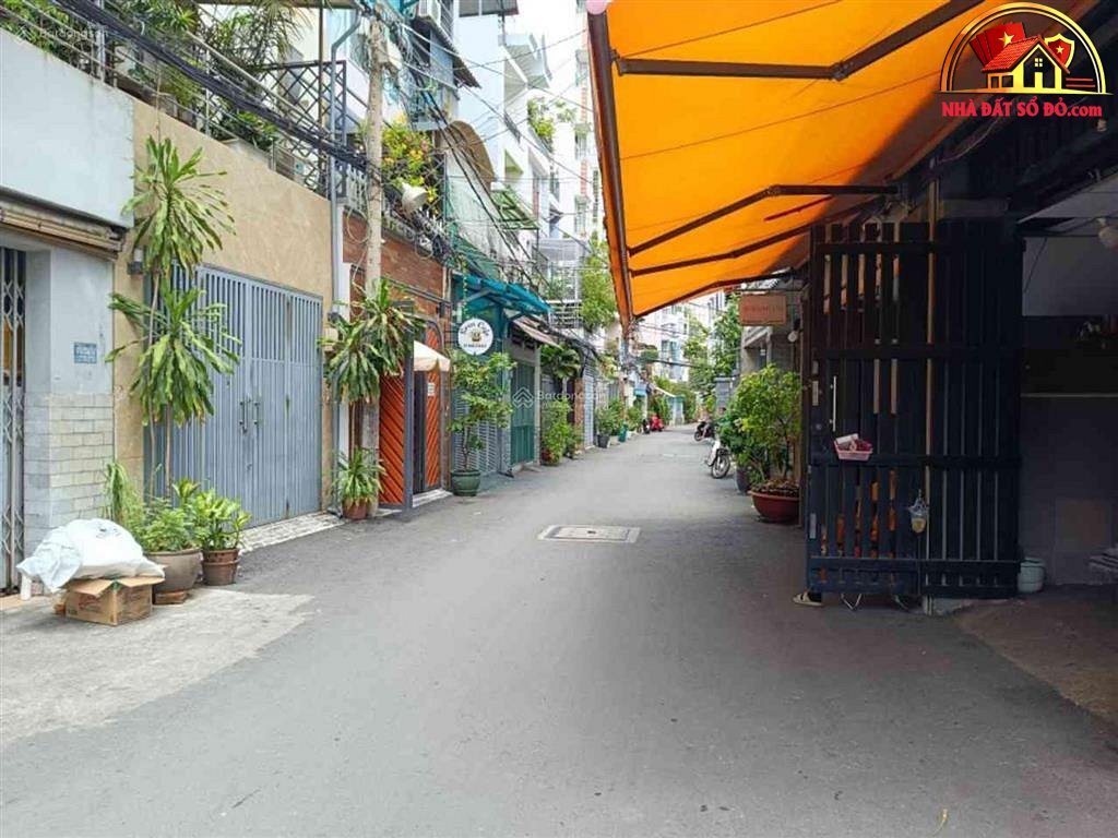 Nhà đất sổ đỏ Quận 10 TP.HCM với mức giá 13 tỷ và dòng tiền thuê ổn định