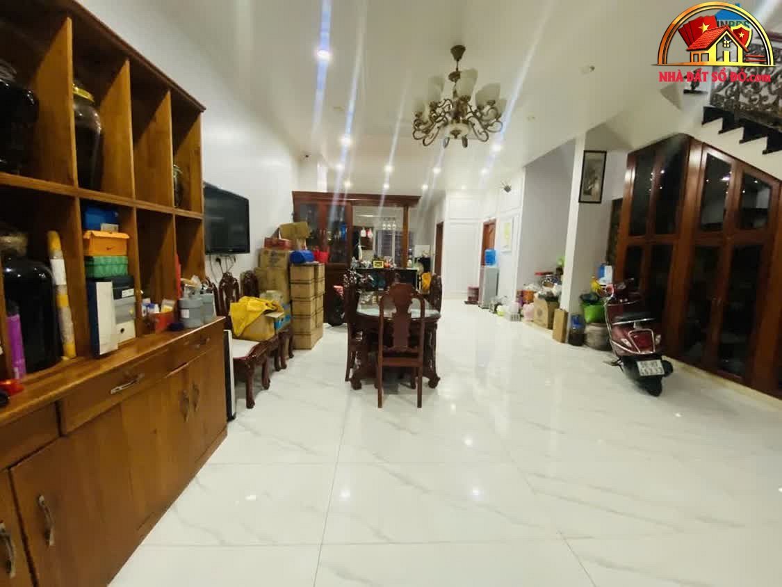 Bán nhà đất sổ đỏ Quận 11, Hồ Chí Minh – Biệt thự 206 m² giá 25 tỷ