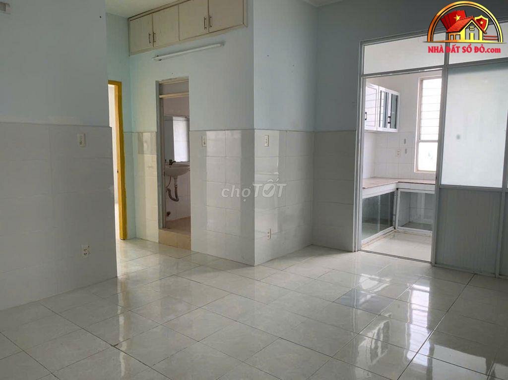 Nhà đất sổ đỏ giá 2.7 tỷ tại đường Ni Sư Huỳnh Liên Phường 10 Tân Bình TP.HCM