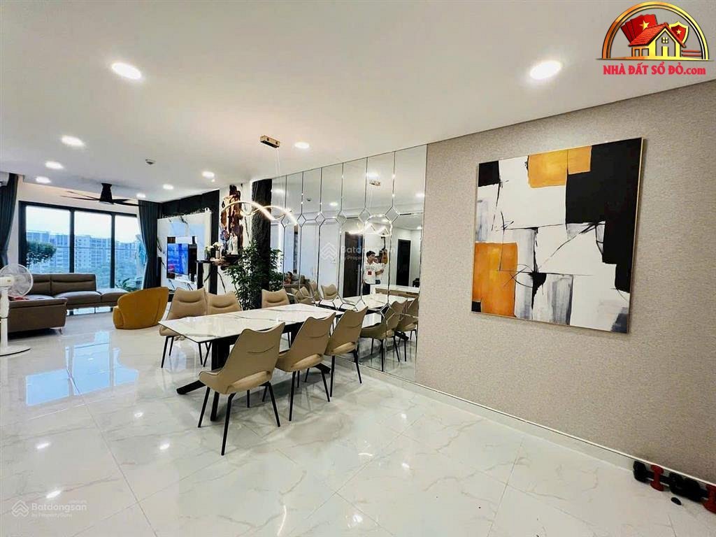 Nhà đất sổ đỏ tại Kingston Residence Phú Nhuận Hồ Chí Minh