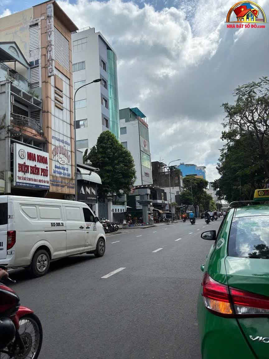 Nhà đất sổ đỏ bán nhà mặt phố 66m² Quận 10 Hồ Chí Minh chỉ 21 tỷ