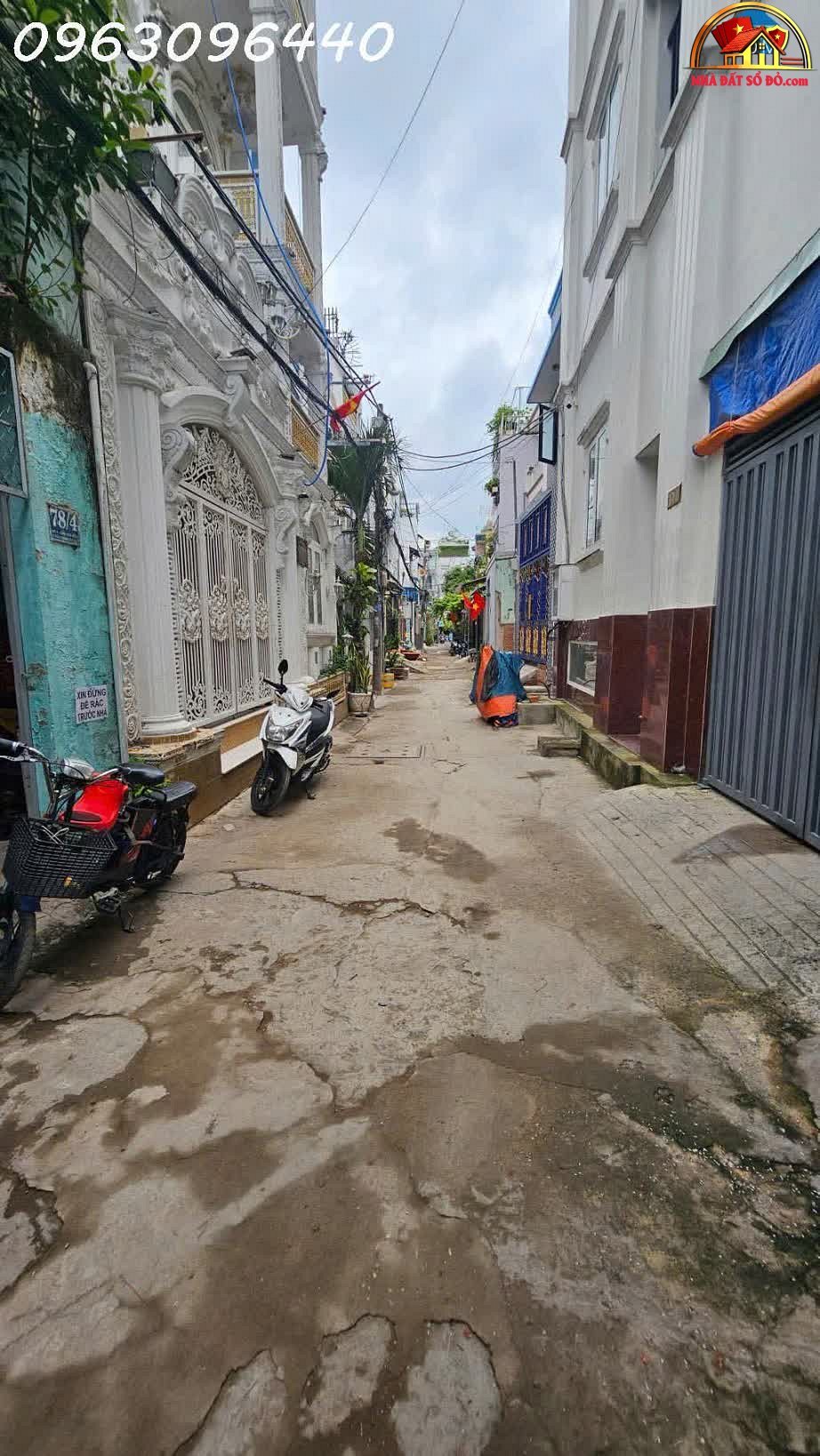 Bán nhà mặt phố Huỳnh Tấn Phát Quận 7 giá 7.3 tỷ diện tích 52m²