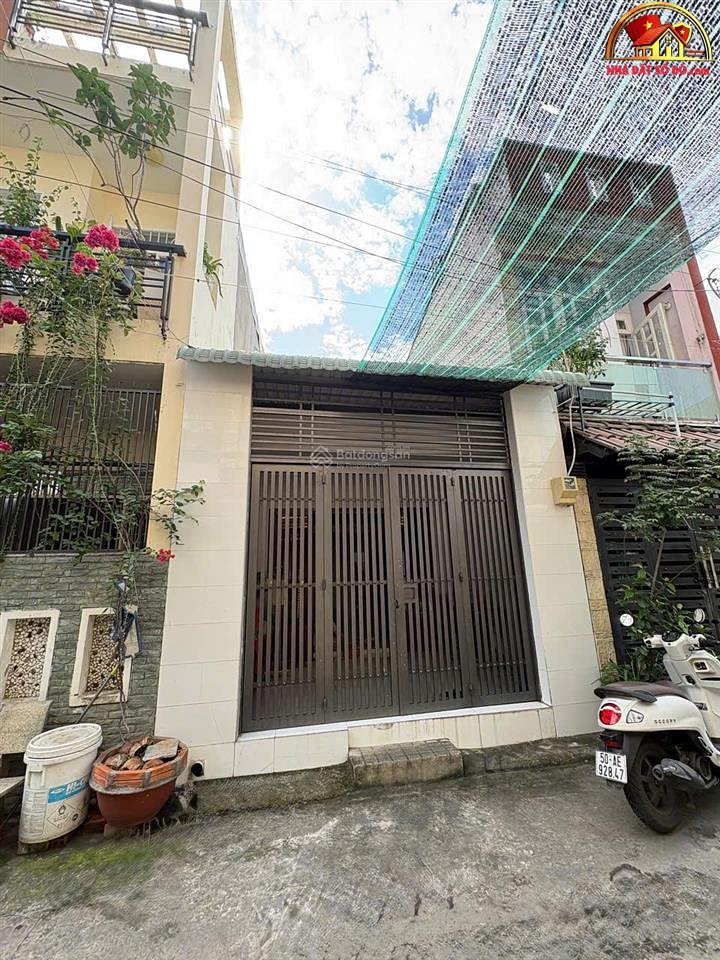 Nhà đất sổ đỏ Bình Tân TP.HCM 56m2 giá 4.5 tỷ hẻm rộng 5m