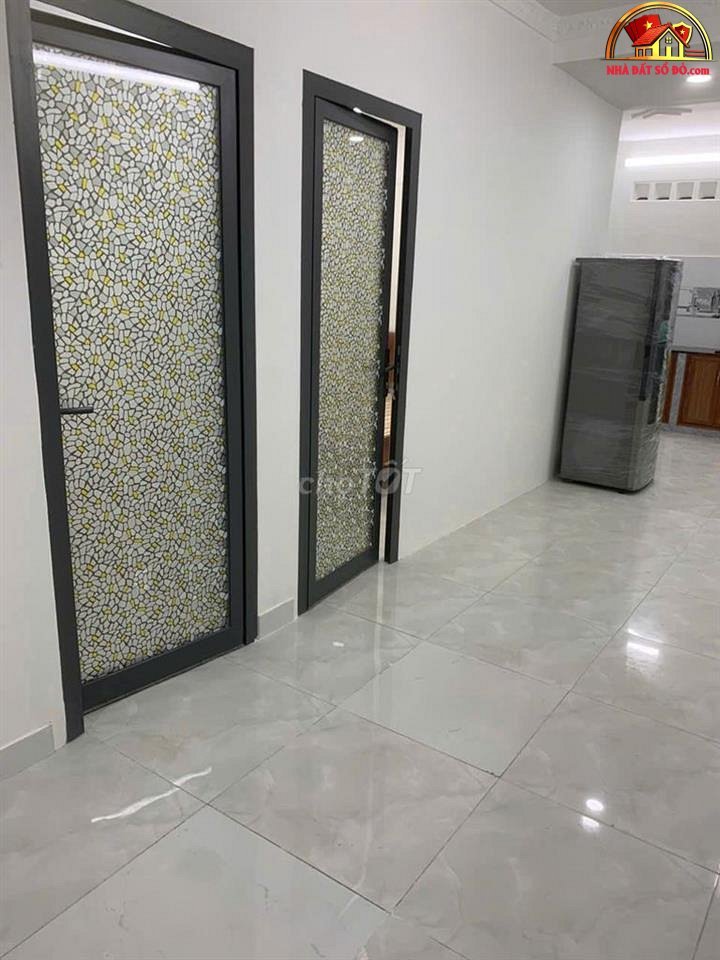 Nhà đất sổ đỏ TP.HCM chung cư 2 phòng ngủ giá 2.39 tỷ