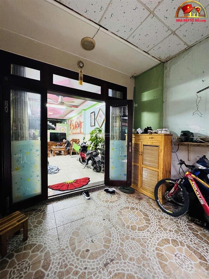 Nhà đất sổ đỏ Bình Tân với diện tích 81m2, 7.2 tỷ, 3 tầng kiên cố